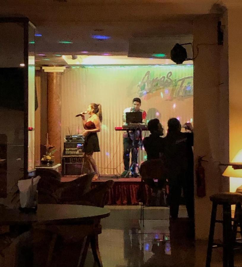 Mahkota Hotel Homestay Malacca Buitenkant foto